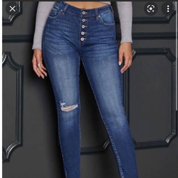 KanCan Curvy Button Fly High Waisted Jeans Size 24 - Picture 1 of 6